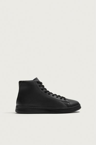 ZAPATILLA BOTÍN PIEL - Negro de Zara