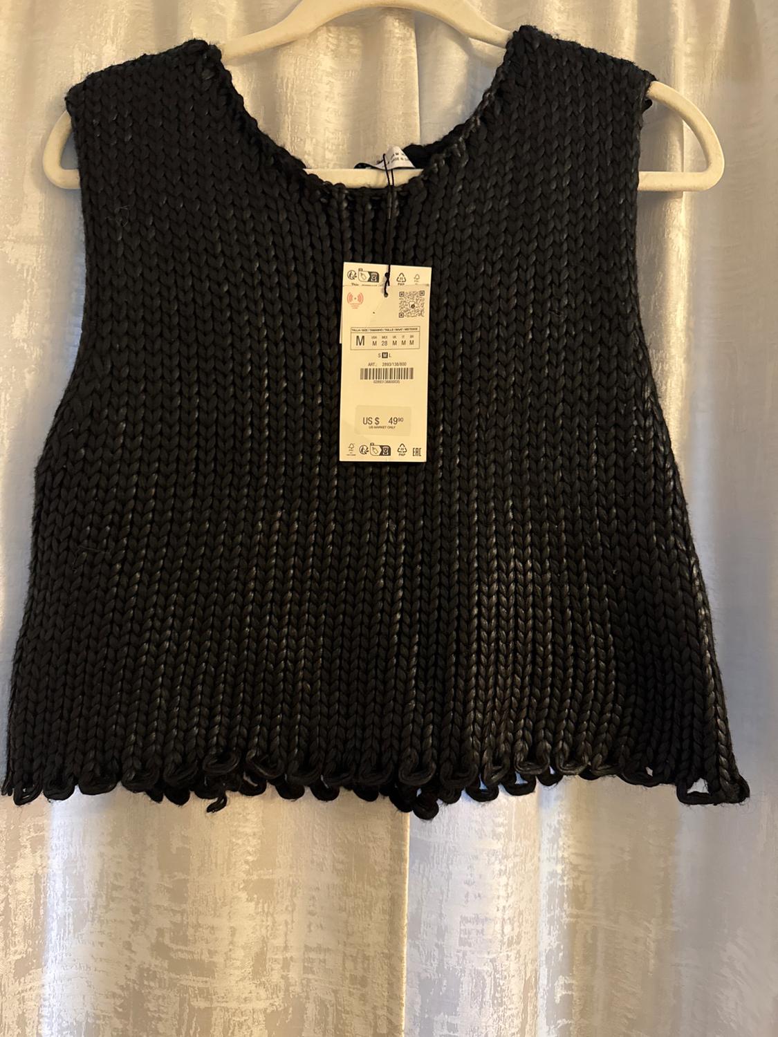 FOIL KNIT VEST