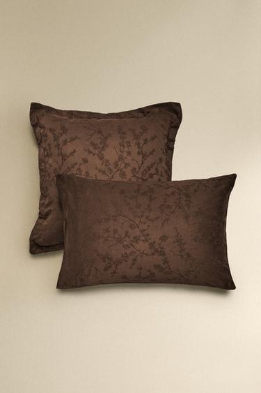 COTTON AND LINEN PILLOWCASE - Brown by Zara