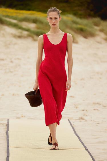 Zara Product image - Red - Image 0