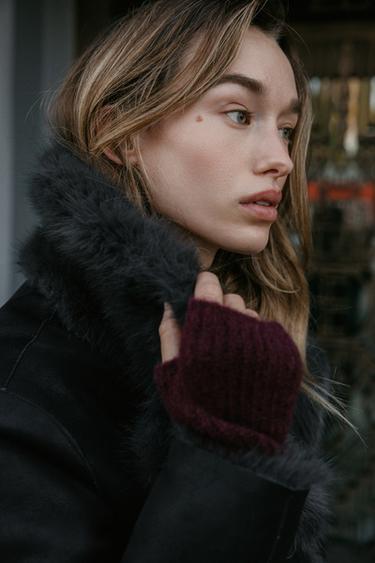 КОРОТКІ ТРИКОТАЖНІ МІТЕНКИ - Бордовий Zara