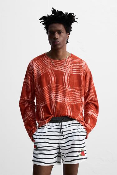 Zara GRAPHIC PRINT SWEATER © OTIS KWAME KYE QUAICOE - Red