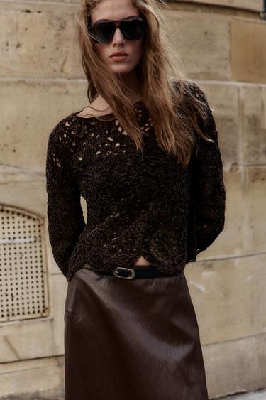 HAUT EN CROCHET À MANCHES LONGUES - Marron foncé de Zara - Image 1