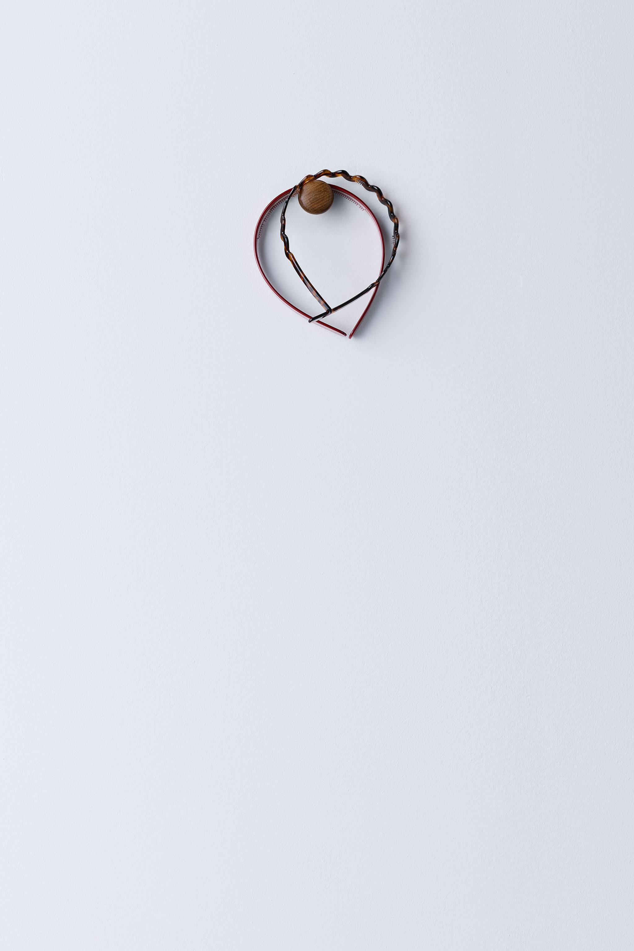 TWO-PACK OF PLAIN AND TORTOISESHELL EFFECT HEADBANDS — Tortoise shell