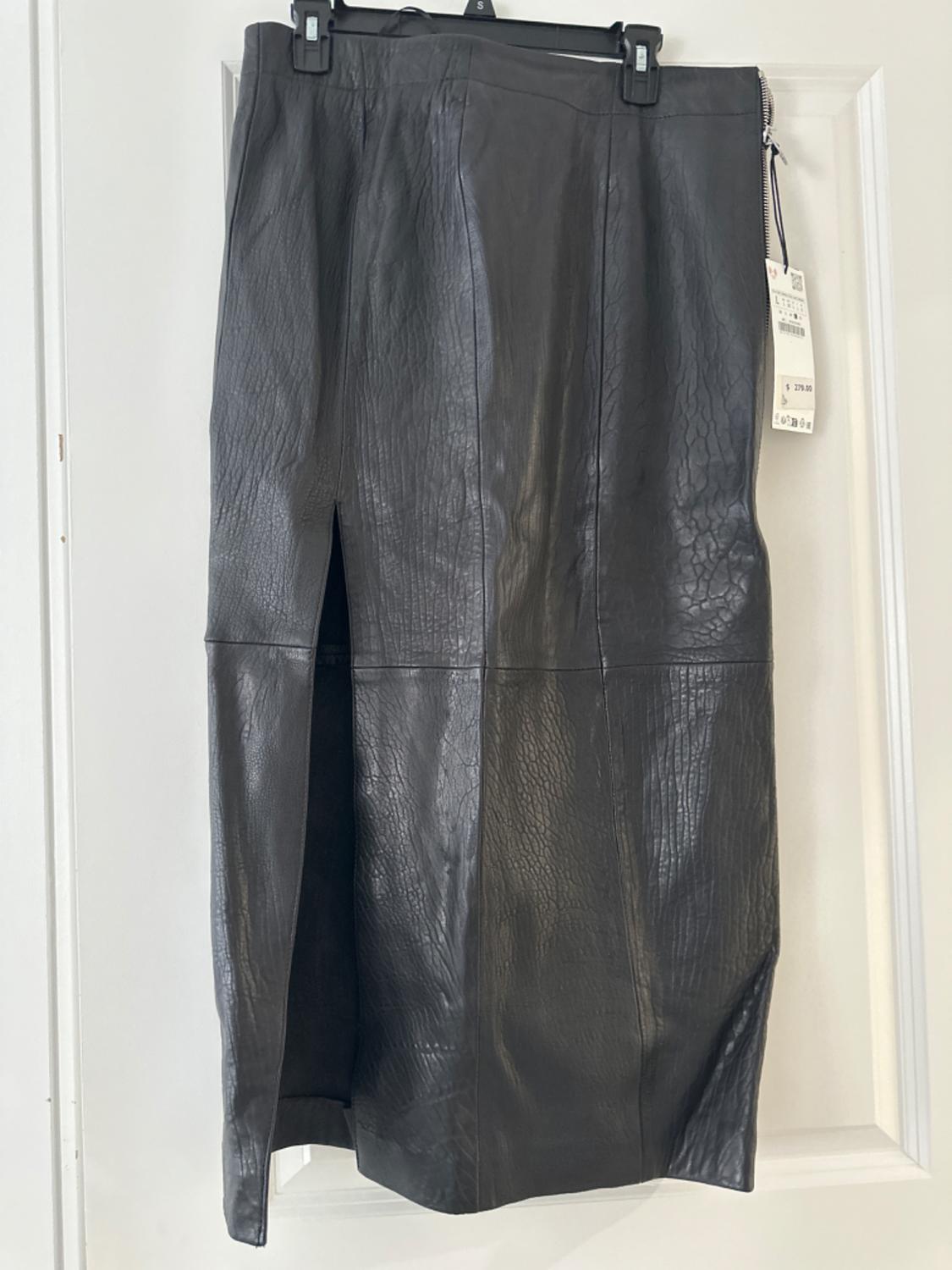 ZIPPERED LEATHER SKIRT ZW COLLECTION