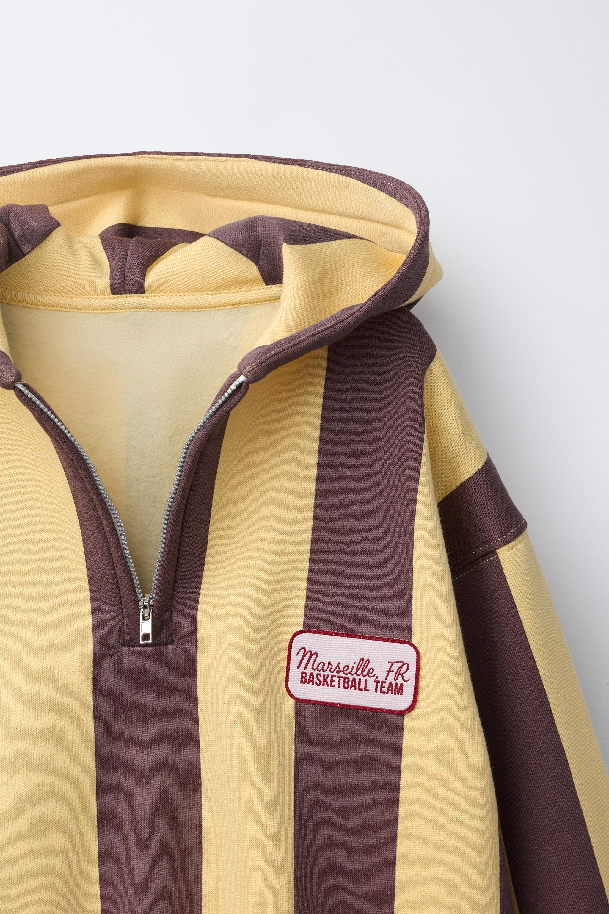 STRIPED PRINT HOODIE