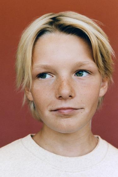 SUDADERA JASPEADA TEXTO - Gris vigoré de Zara