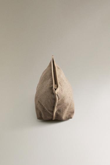 LARGE FABRIC WASH BAG - Taupe Grey de Zara - Image 2