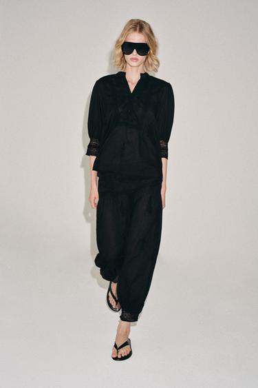 Blusa bordada de la colección ZW