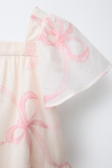 ROBE LACETS BRODÉS - Blanc cassé de Zara - Image 2