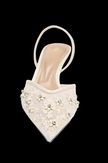 SLINGBACK AUS MESH MIT SCHMUCKPERLEN - Weiß von Zara