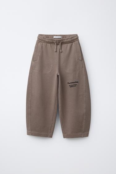 BARREL PLUSH TROUSERS WITH SLOGAN - Taupe grey by Zara