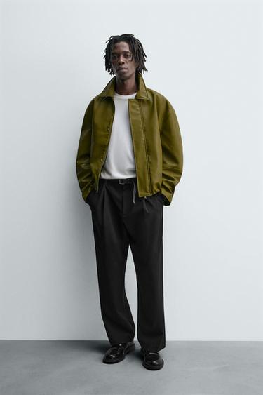 BLOUSON EN MATIÈRE SYNTHÉTIQUE - Vert pistache de Zara