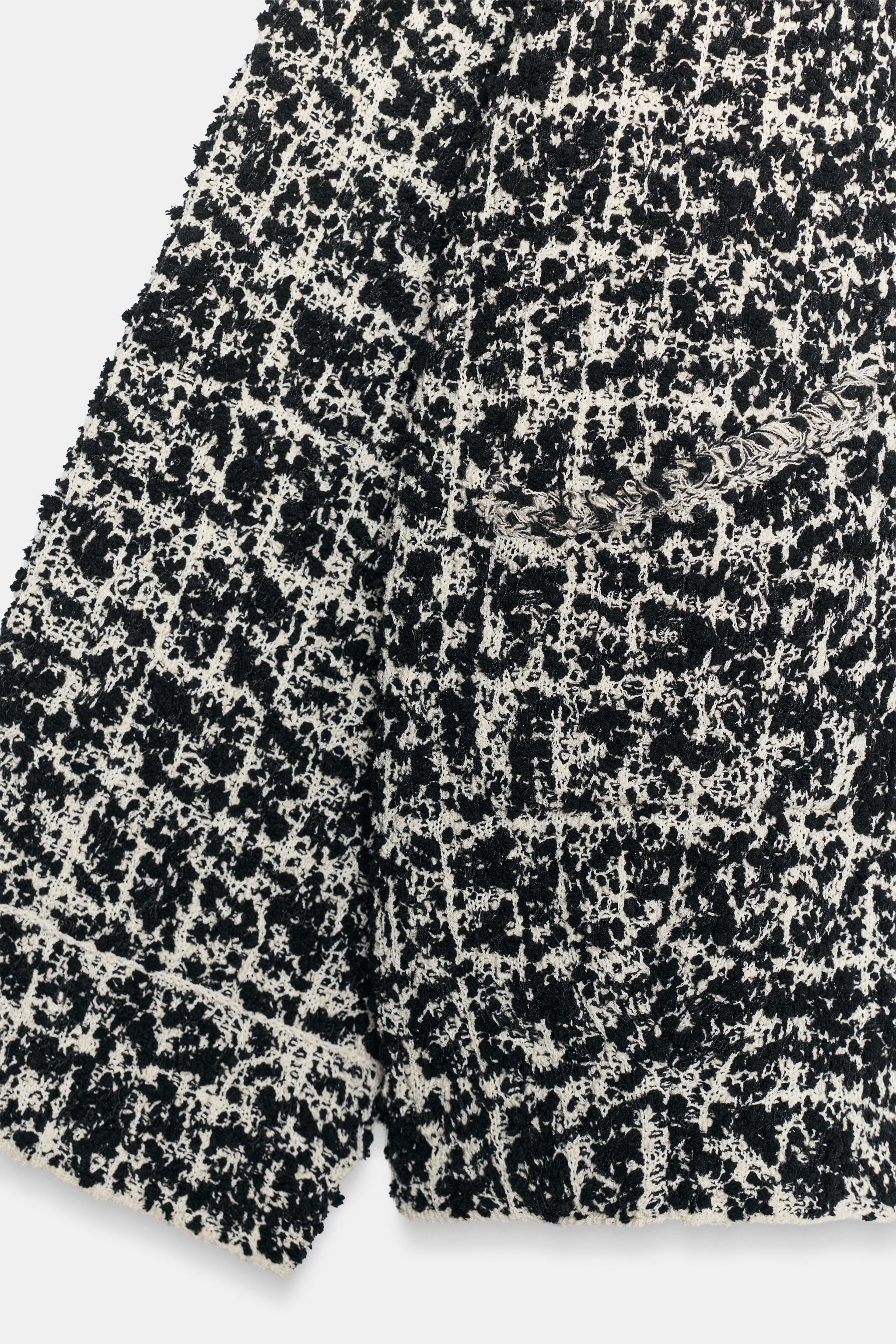 STRUCTURED CARDIGAN