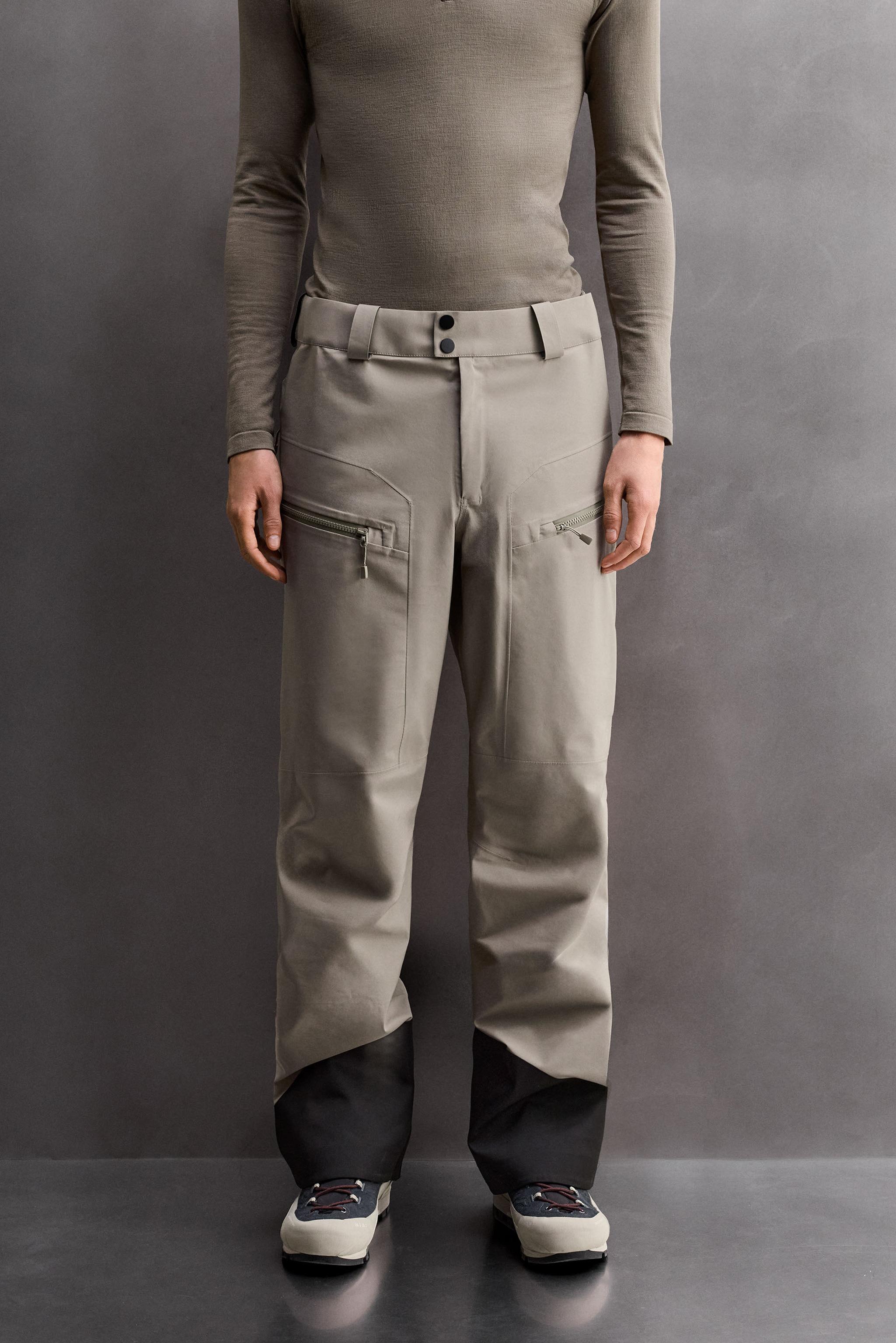 RECCO® WATERPROOF SKI SHELL PANTS - Green | ZARA United States