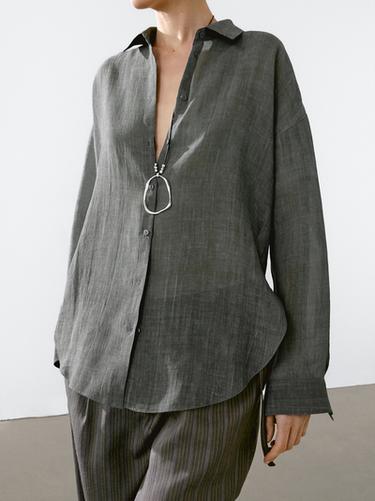 Chemise fluide sans manches en ramie - Gris bleu de Zara