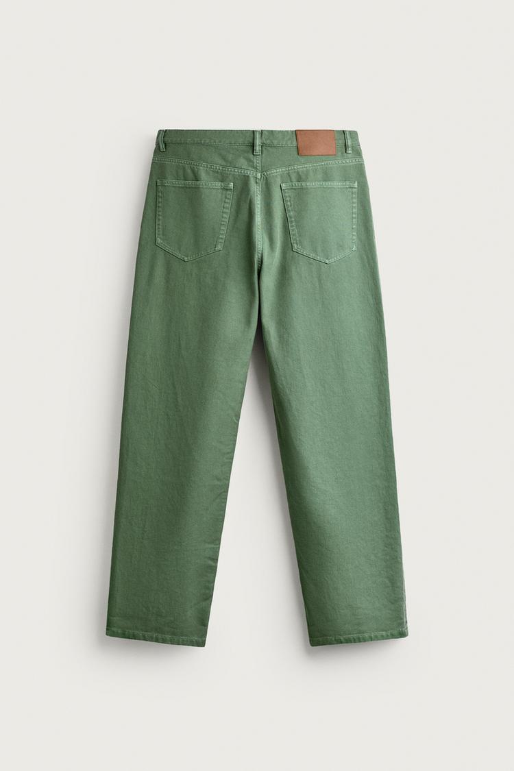 Jeans de corte relajado con efecto lavado 8