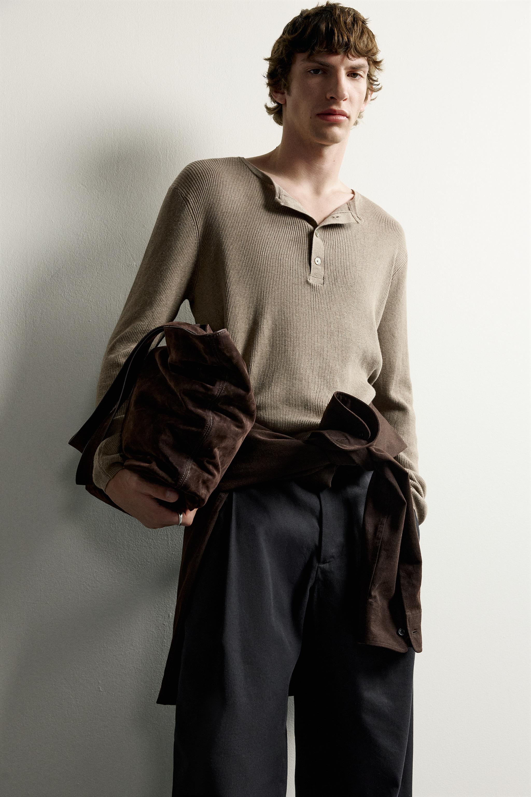 KNIT HENLEY T-SHIRT