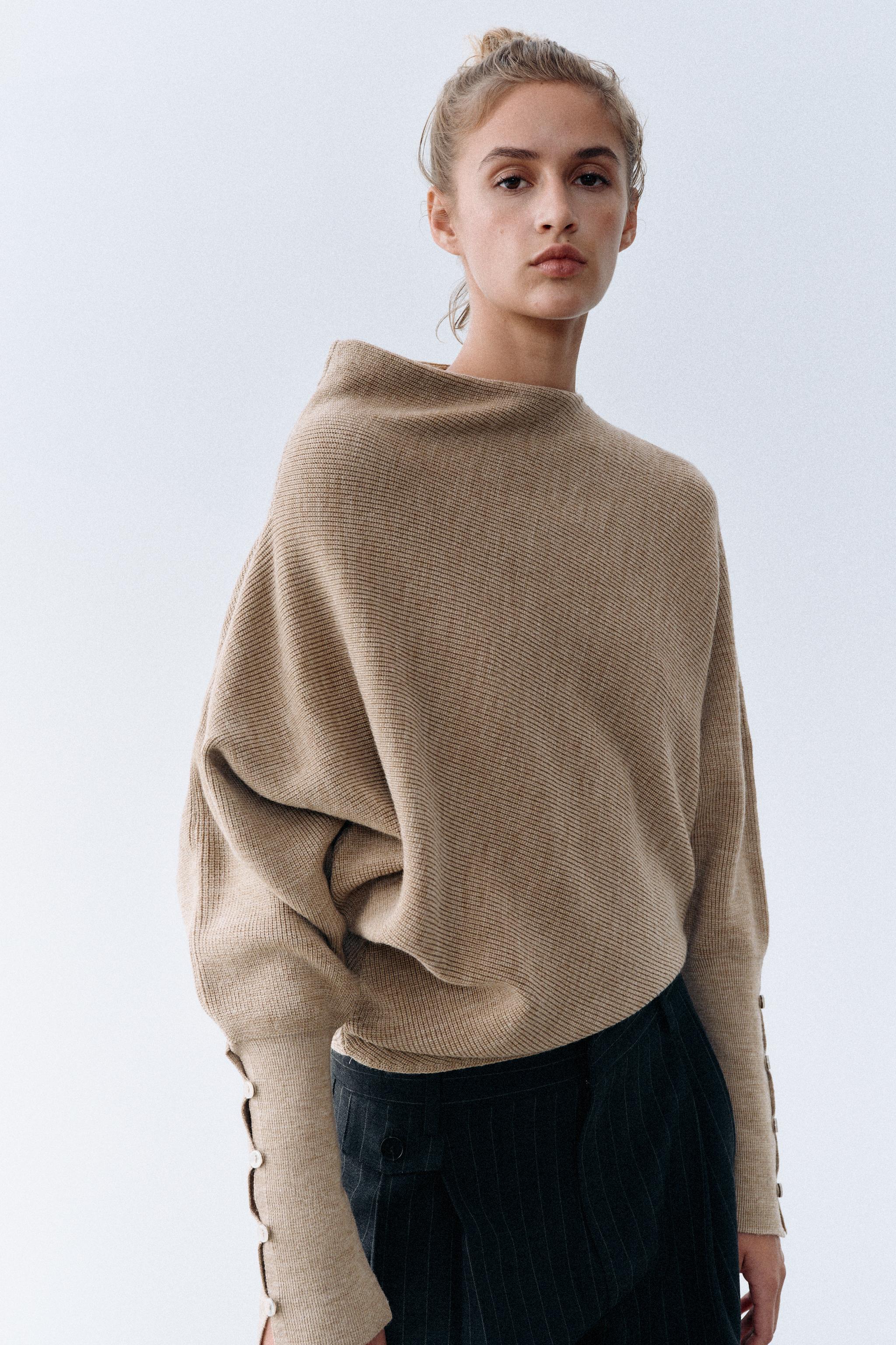 PULL EN MAILLE ASYMÉTRIQUE