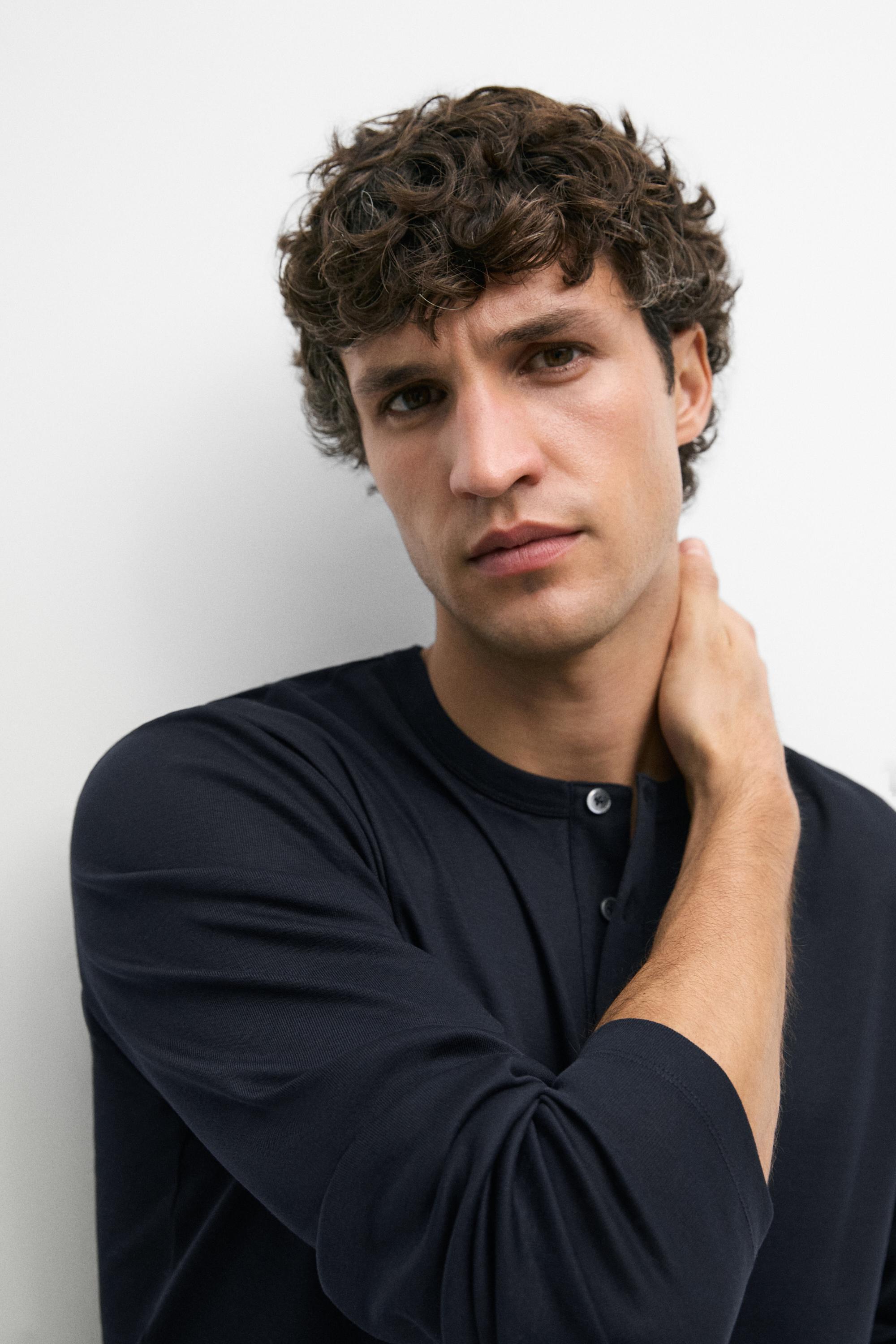 100% cotton long sleeve henley T-shirt