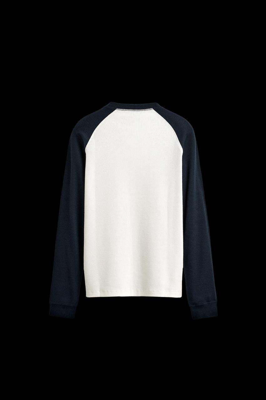 COLOR BLOCK WAFFLE TEXTURED T-SHIRT