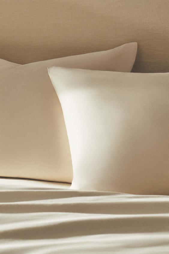 SATEEN PILLOWCASE WITH TRIM (300 THREAD COUNT) - Ecru by Zara - Image 0