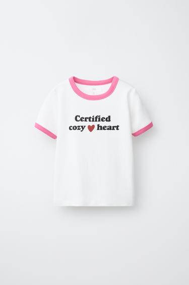RIBBED T-SHIRT WITH CONTRAST SLOGAN - Pastel pink by Zara