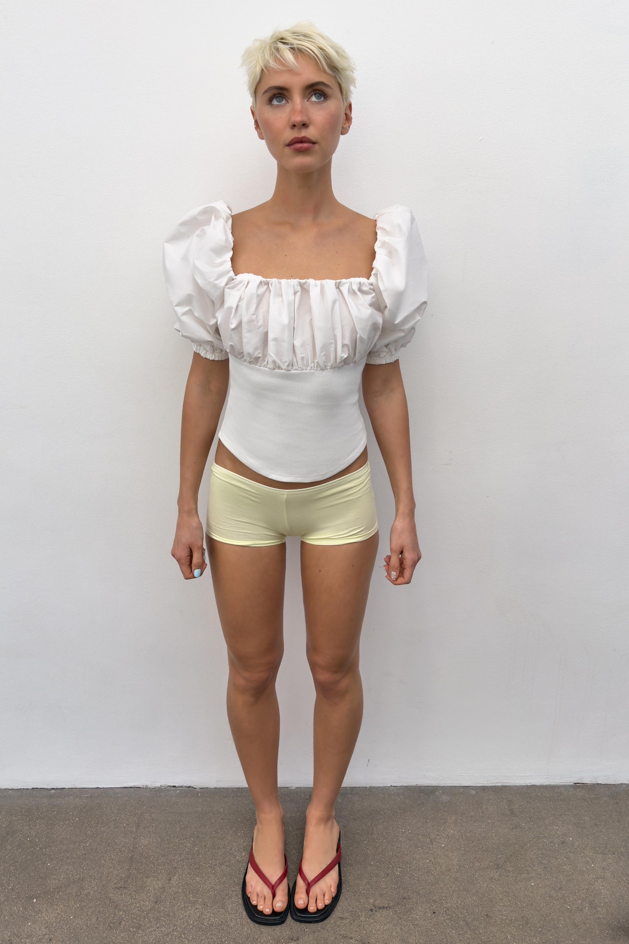 CONTRAST BALLOON SLEEVE TOP — White