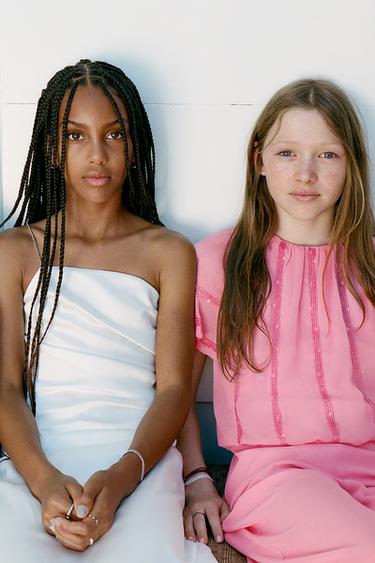 LOOK - Printed by Zara