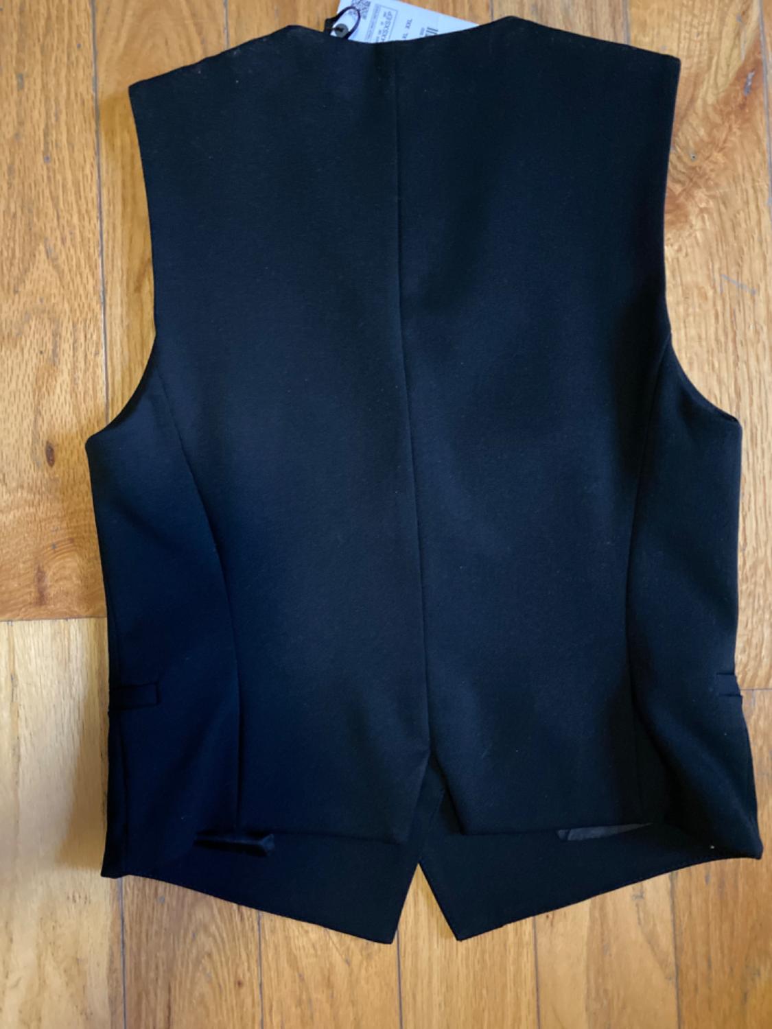 FITTED POCKETS VEST - Image 2