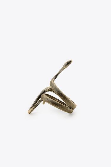 TEXTURED SNAKESKIN PRINT BANGLE - Golden by Zara - Image 3