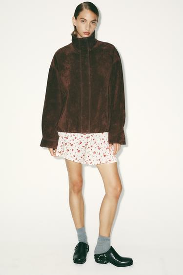 MINISSAIA COM PREGAS E FLORES - Cru / Vermelho da Zara - Imagem 0