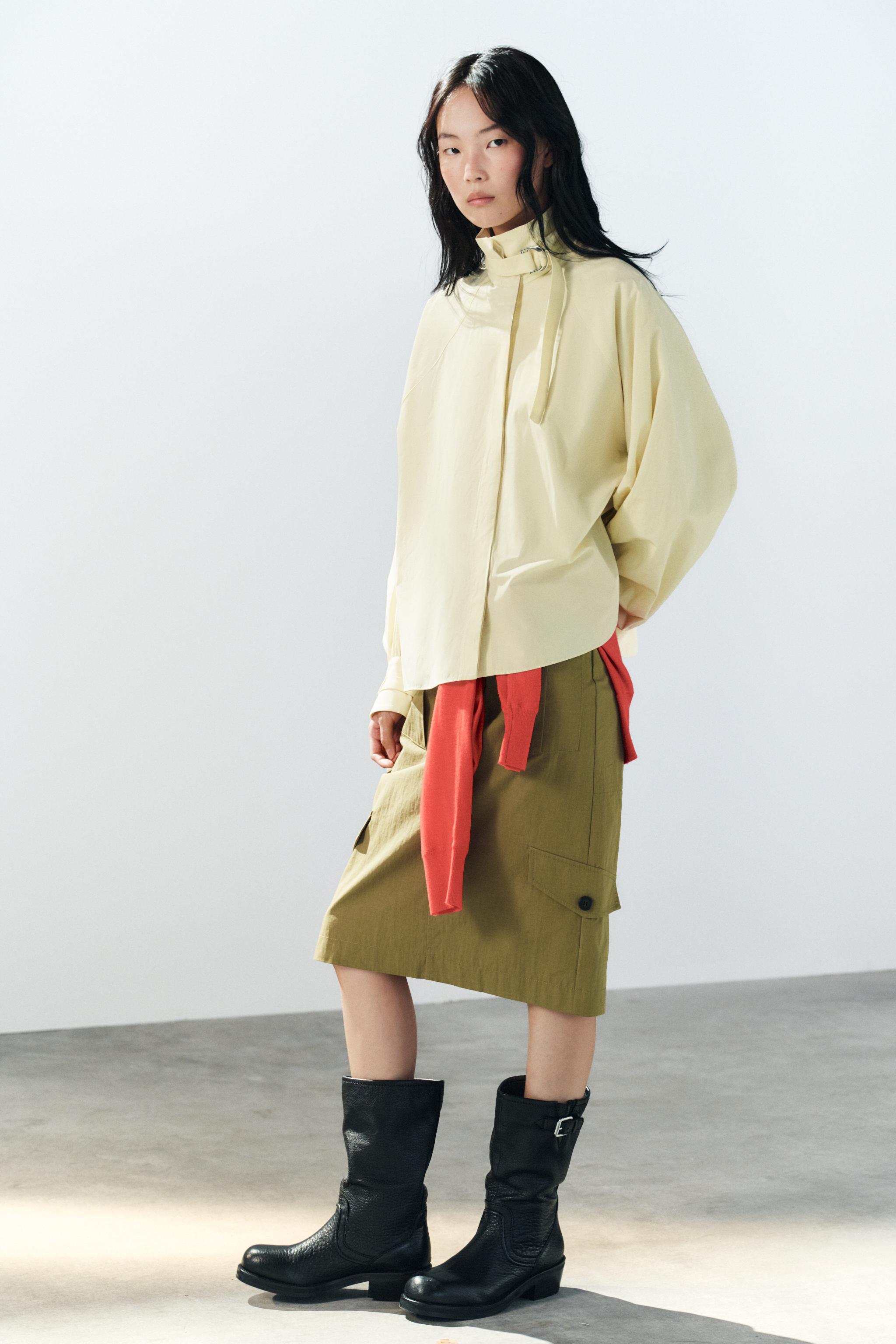BUCKLED POPLIN SHIRT