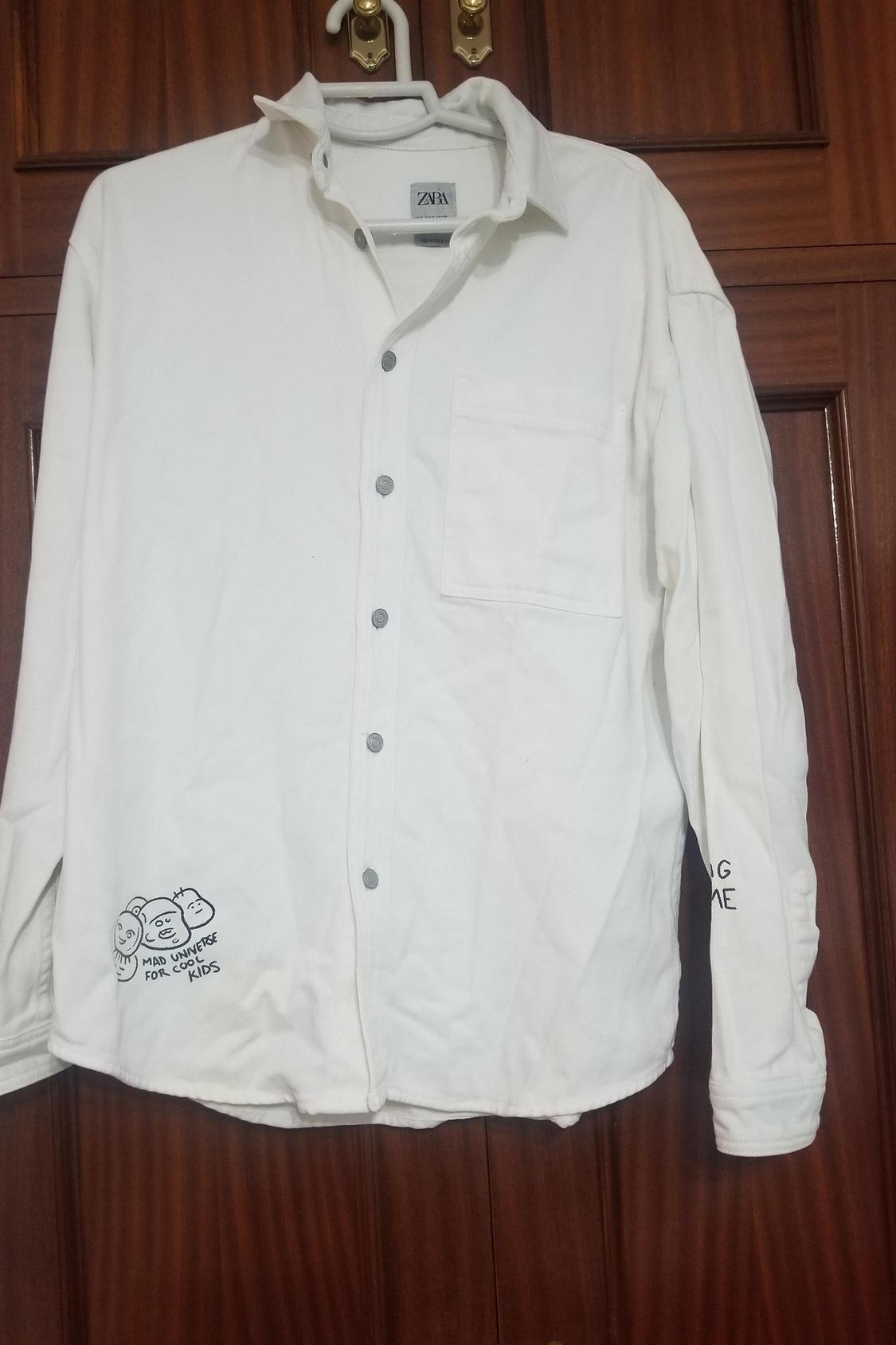 SHIRT WITH FACE PRINT
