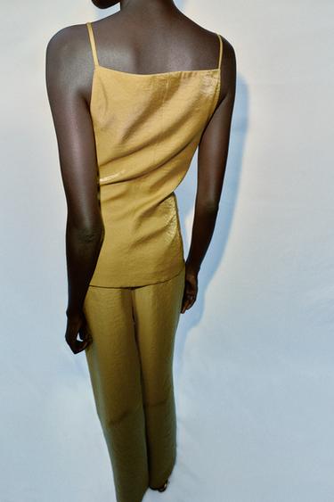 GILET SATINÉ EFFET FROISSÉ - Doré de Zara - Image 3