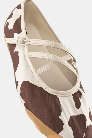 BALLERINES SPORT IMPRIMÉ ANIMALIER AVEC BRIDES - Multicolore de Zara - Image 6