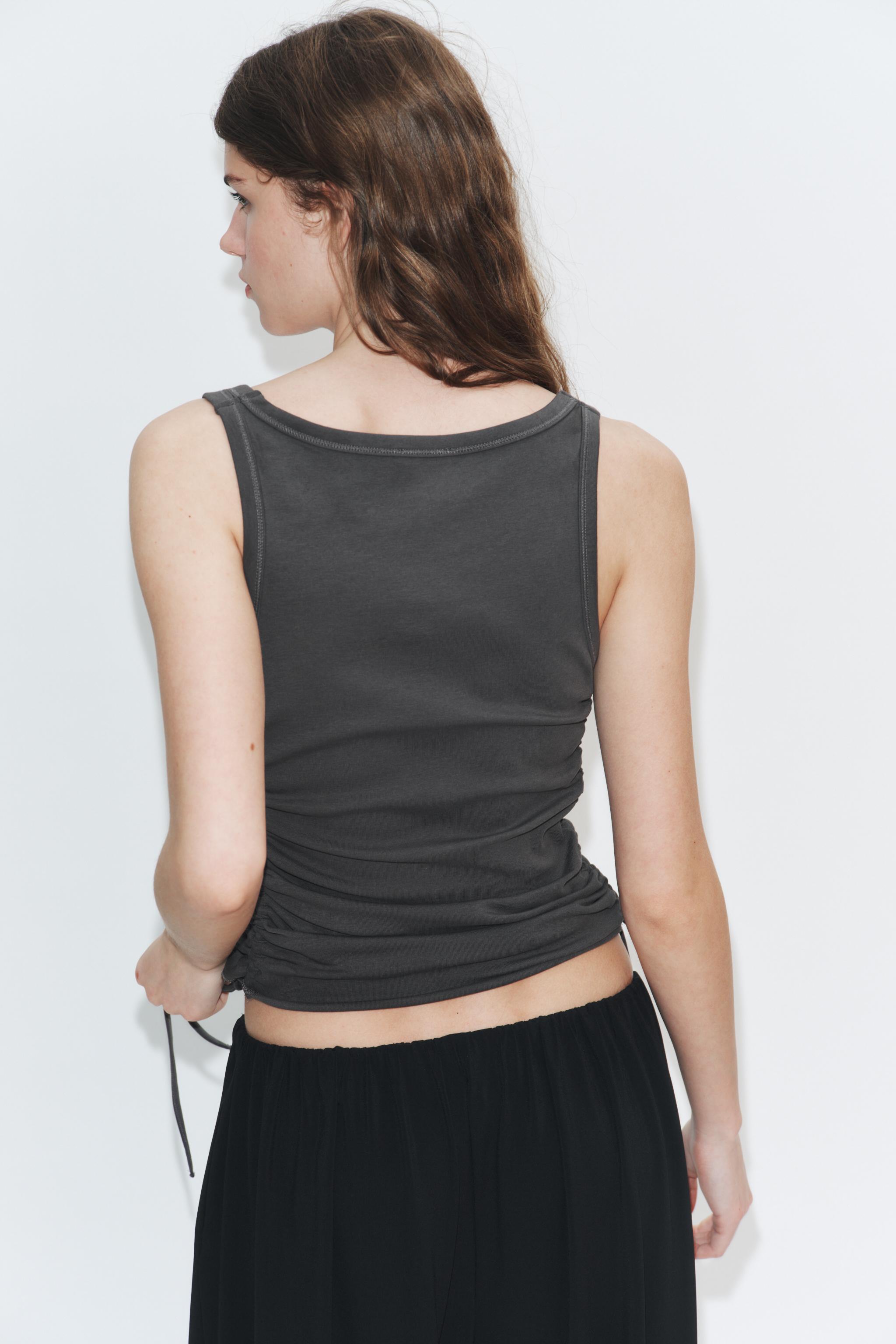 SIDE RUCHED TOP