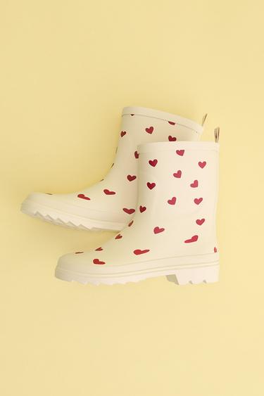 BOTA DE LLUVIA CORAZONES - Rojo de Zara