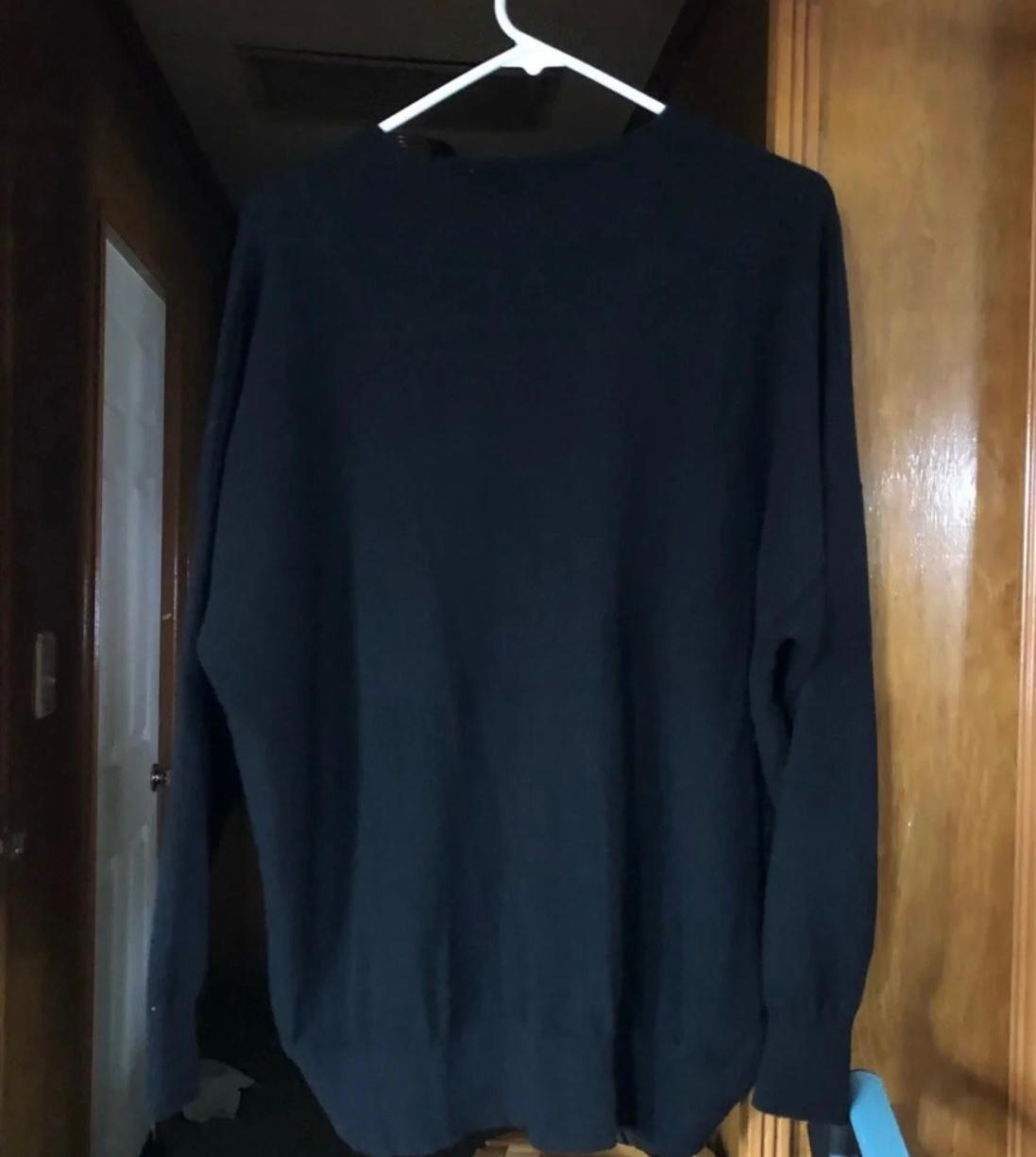 BASIC 100% WOOL V-NECK SWEATER - Image 2