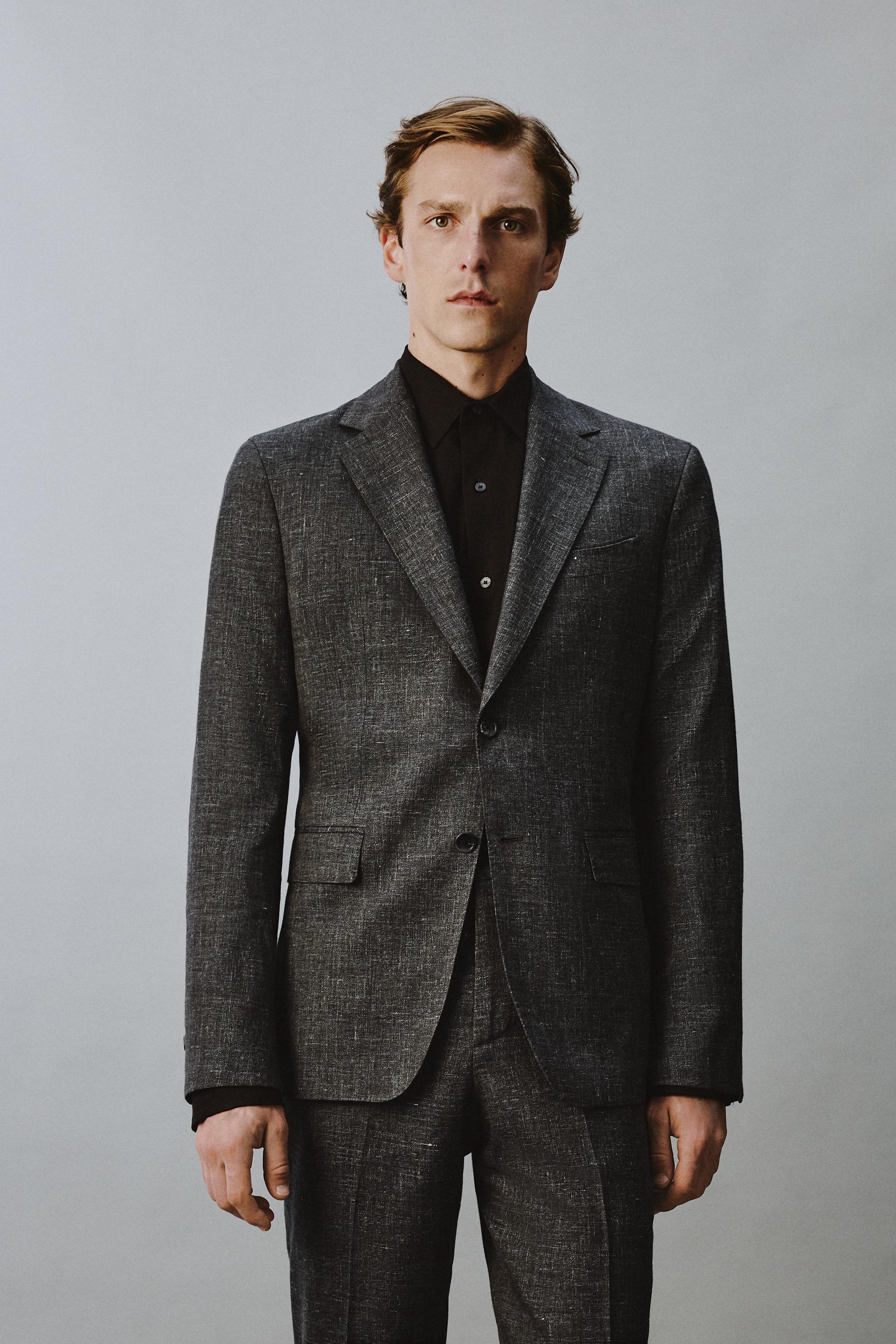 REGULAR FIT TEXTURED SUIT JACKET
