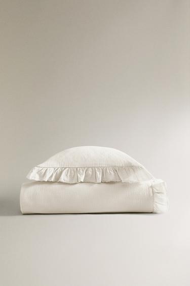 TEXTURED BEDSPREAD WITH RUFFLE - Oyster-white by Zara - Image 0