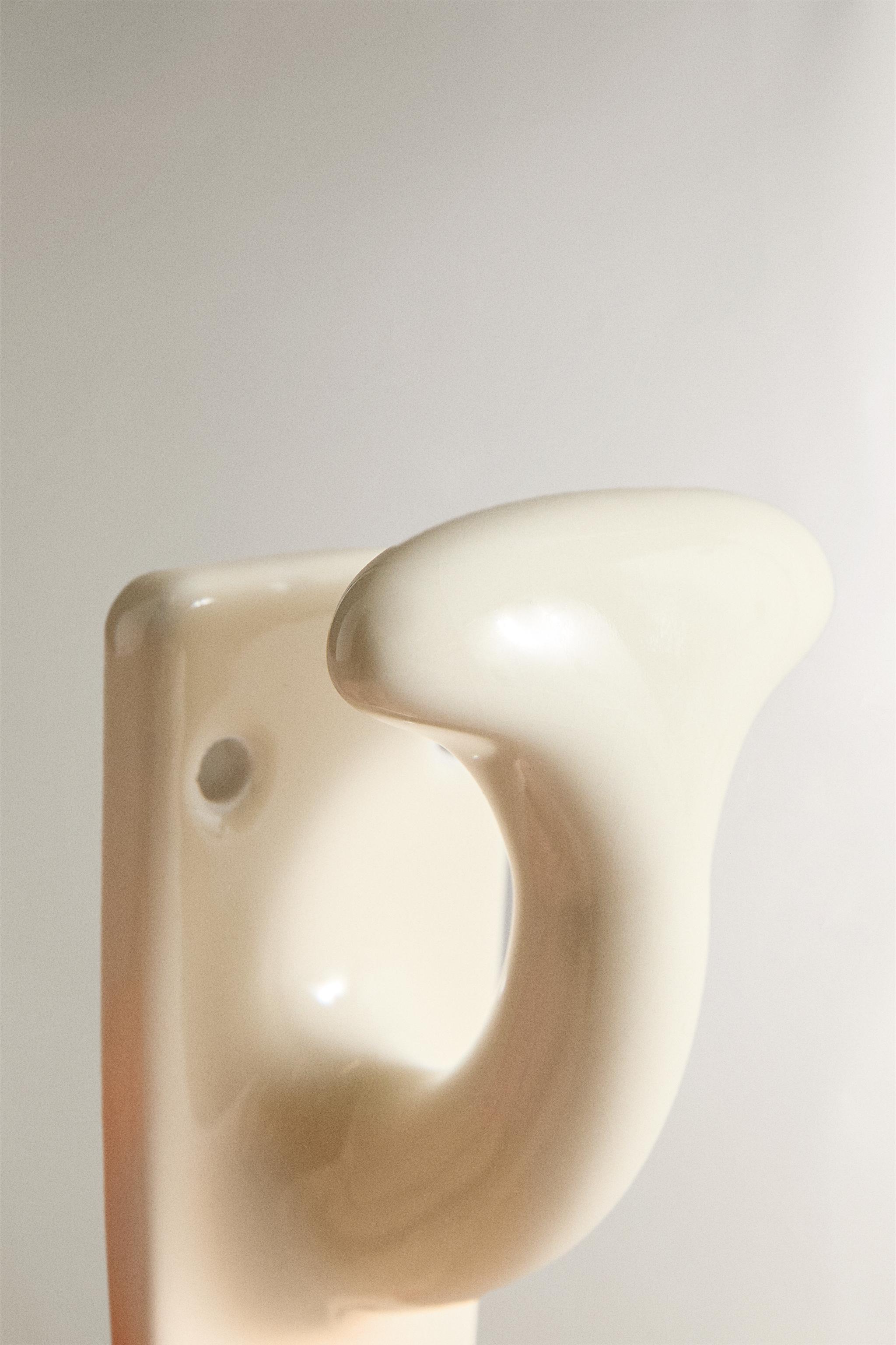 CERAMIC HOOK — Cream