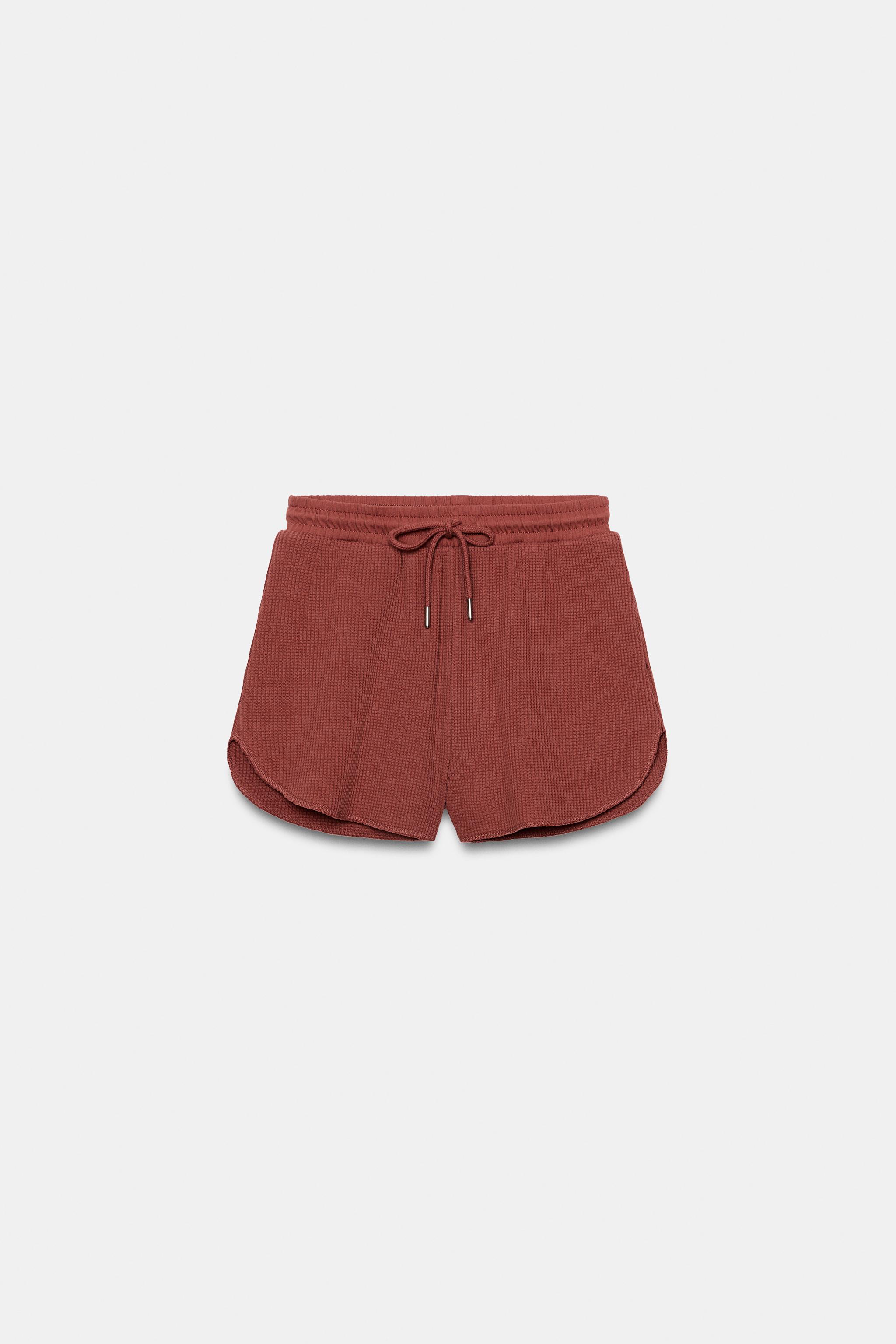 TEXTURED SHORTS