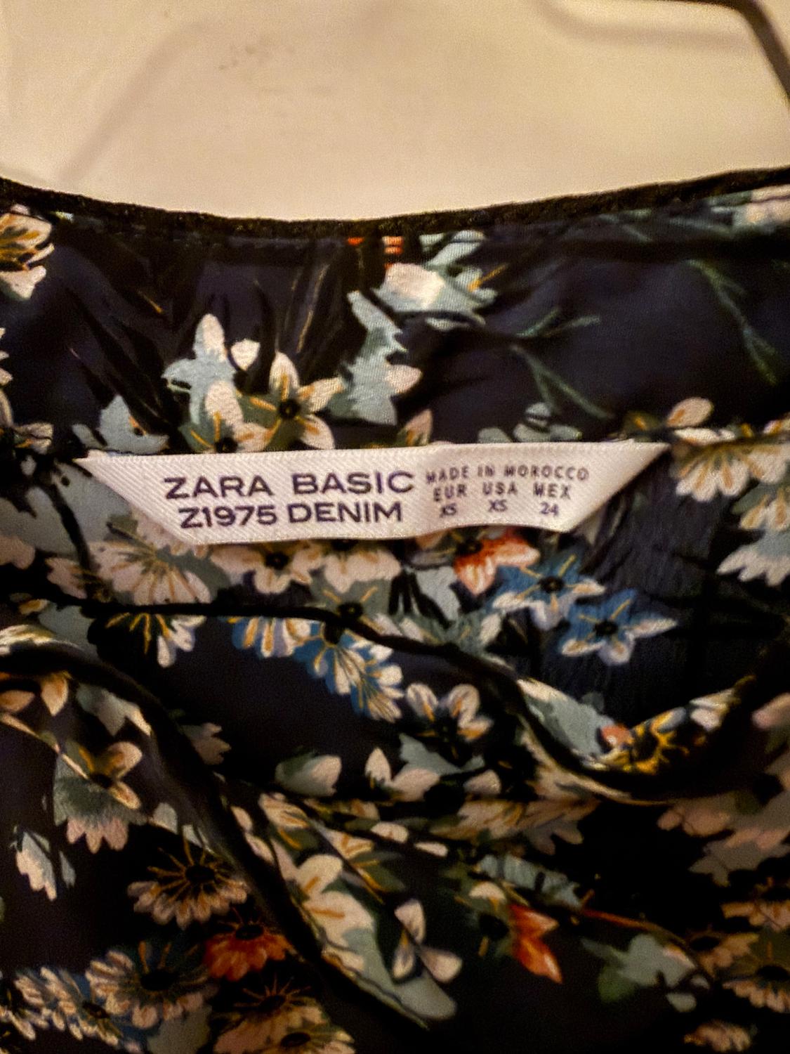 DRESS WITH CONTRASTING PRINT - Image 3