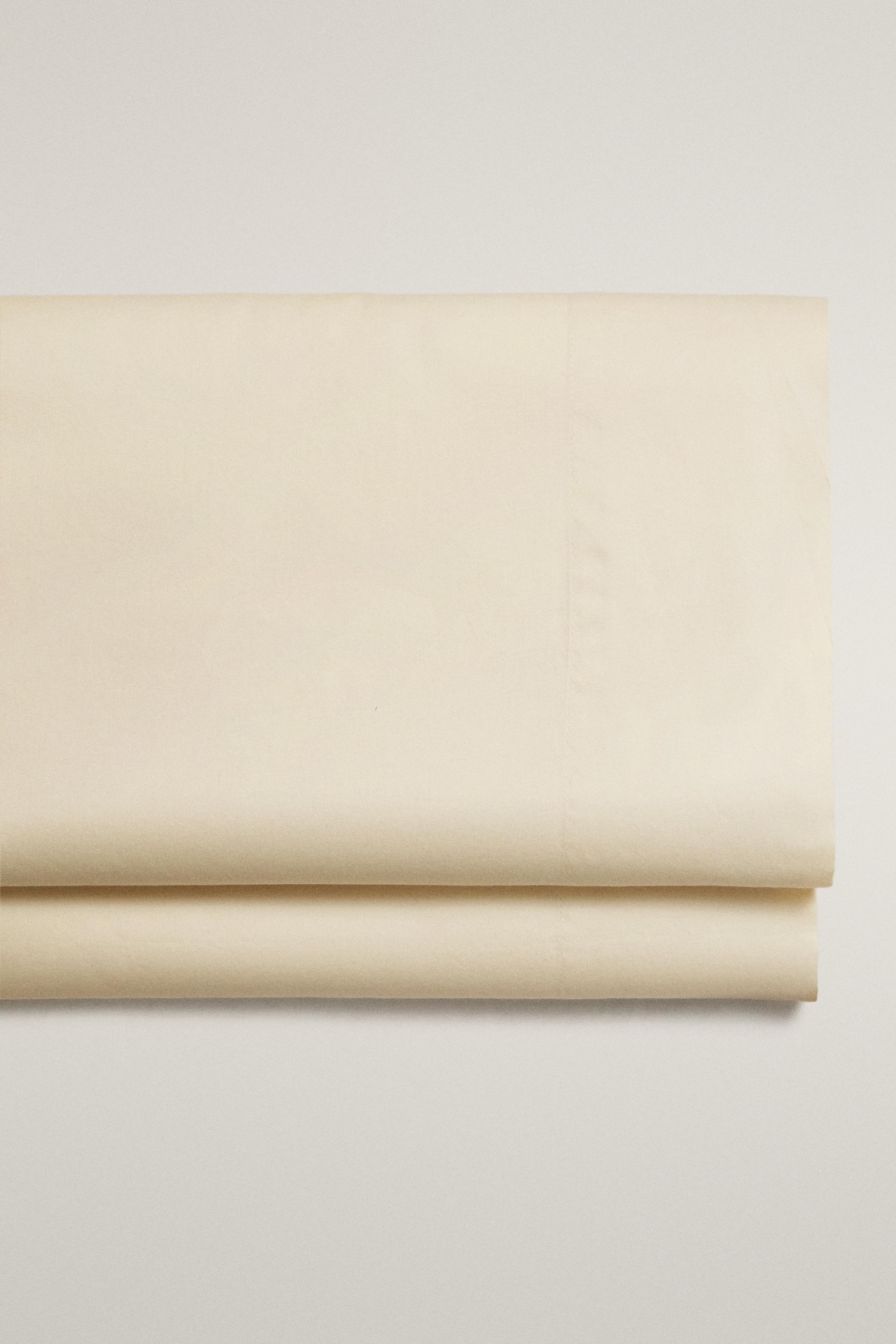 FADED-EFFECT SATEEN FLAT SHEET (300 THREAD COUNT) — Vanilla