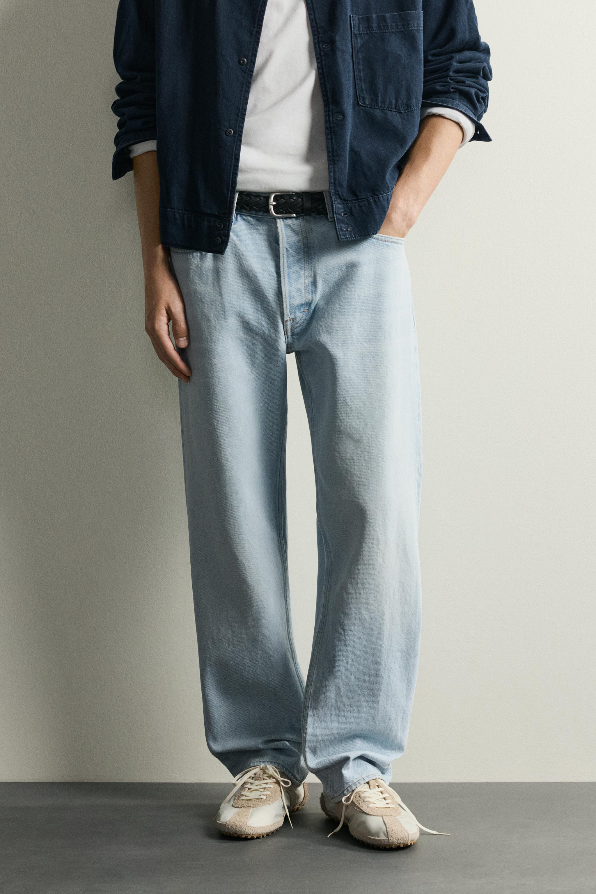 STRAIGHT ANKLE FIT JEANS