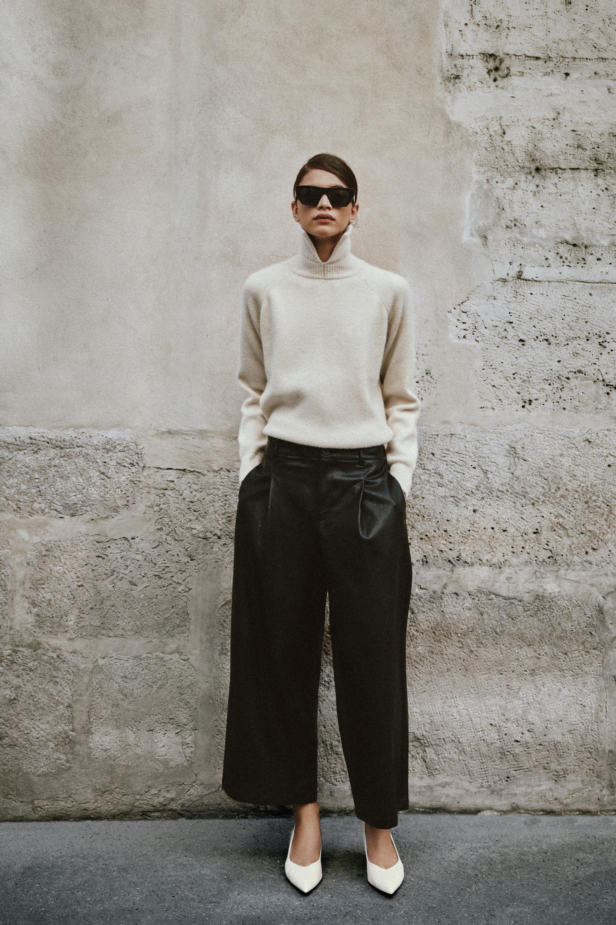 FAUX LEATHER PLEATED CULOTTE PANTS
