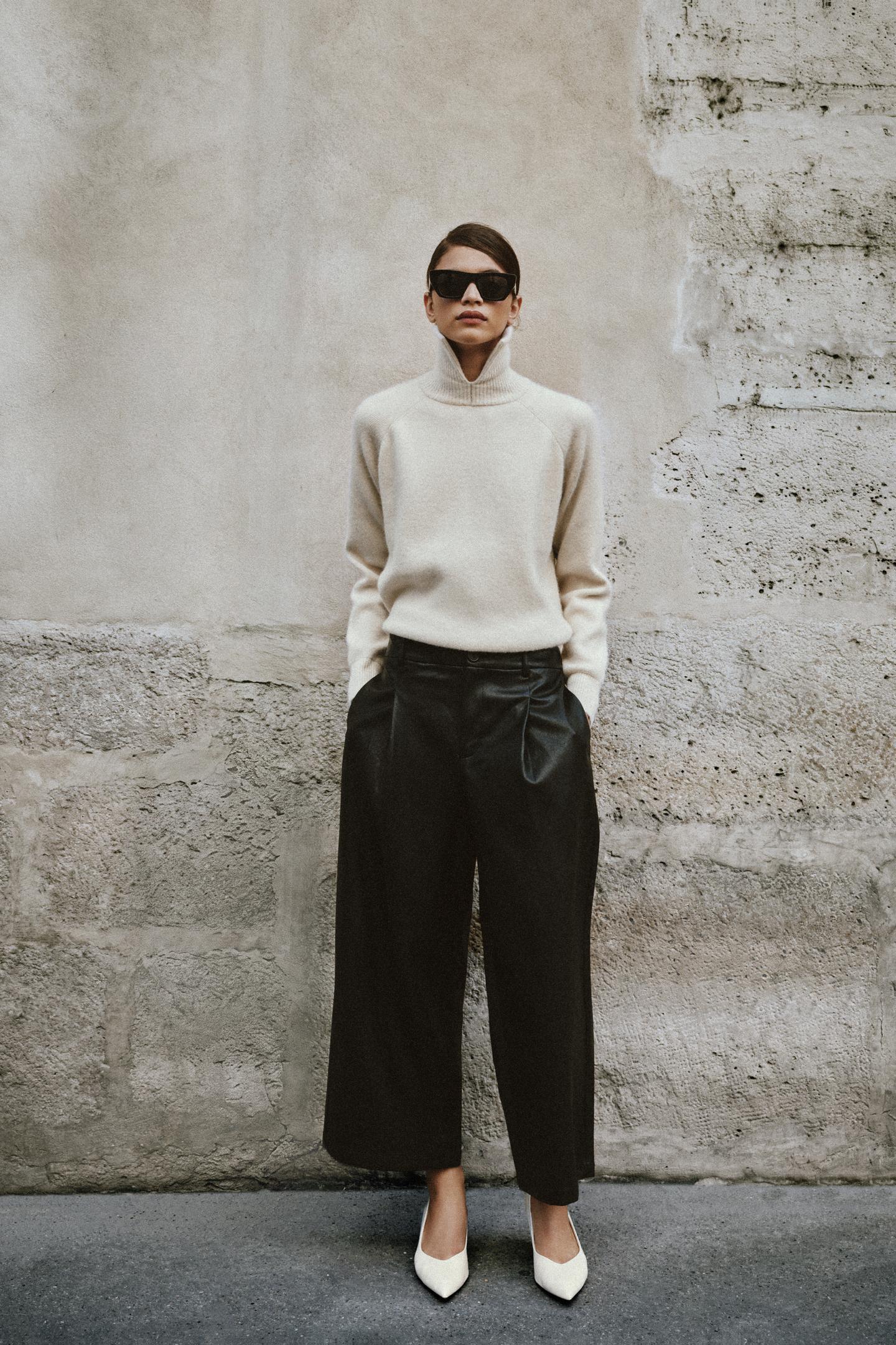 Женские брюки Zara Faux Leather Pleated Culotte, цвет: Чёрный — фото 1