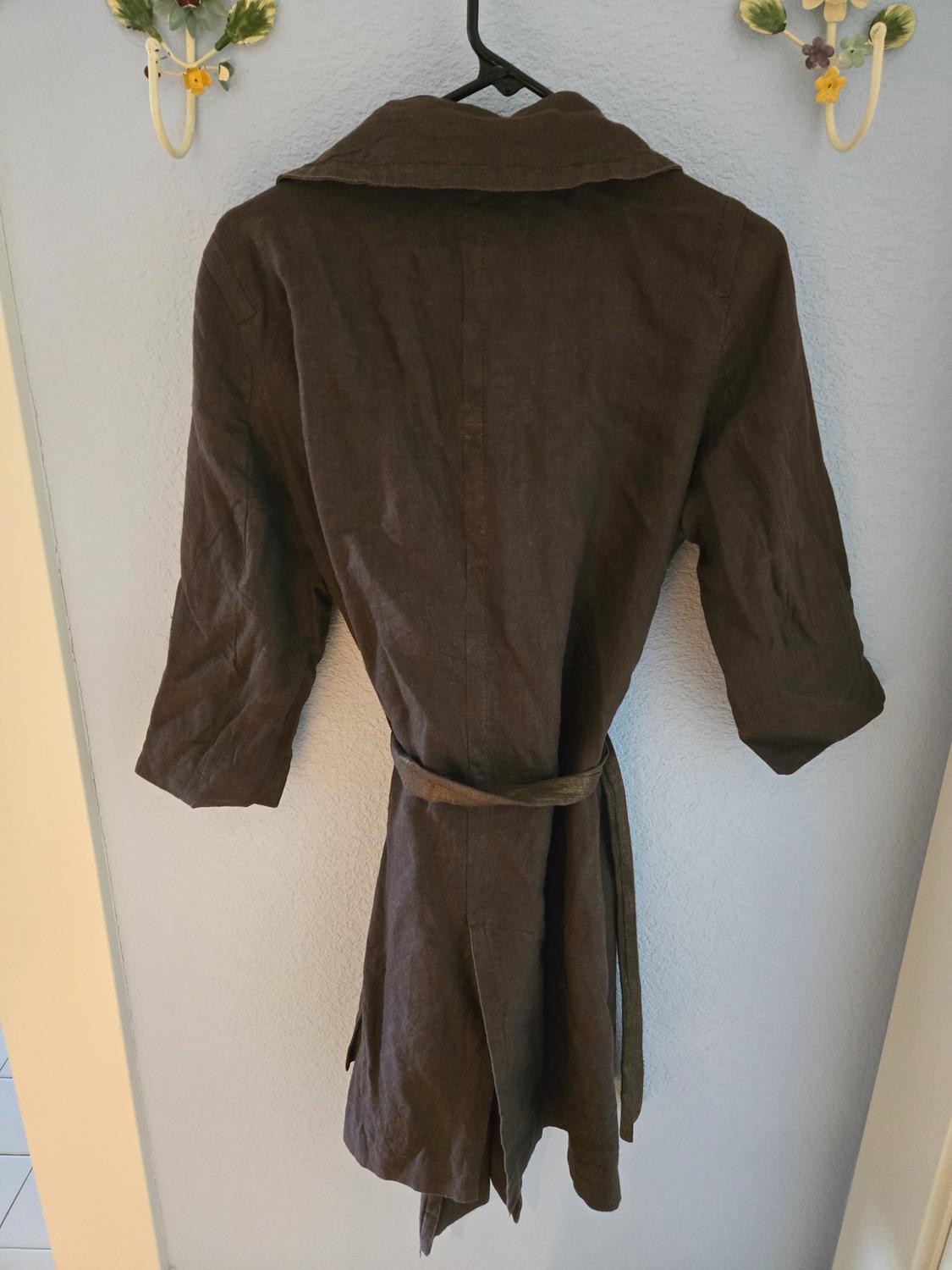 BRONZE JACKET WITH TWO POCKETS IN FRONT - Image 2