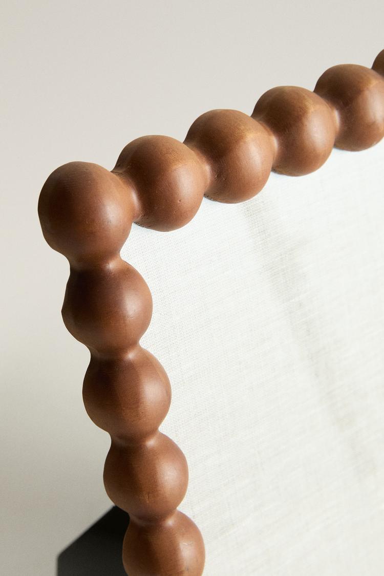 WOODEN BEADED PICTURE FRAME — Dark brown